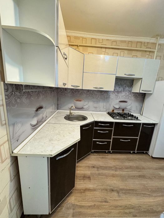 Кухонный гарнитур б/у