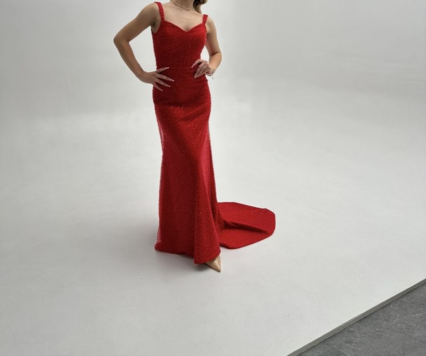 Платье праздничное!