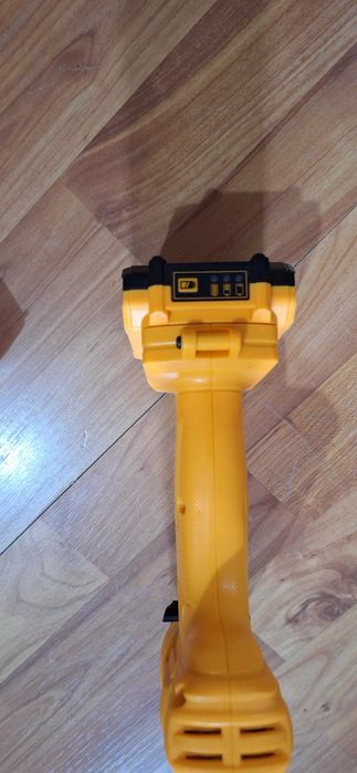 vind bormasina INGCO 12V
