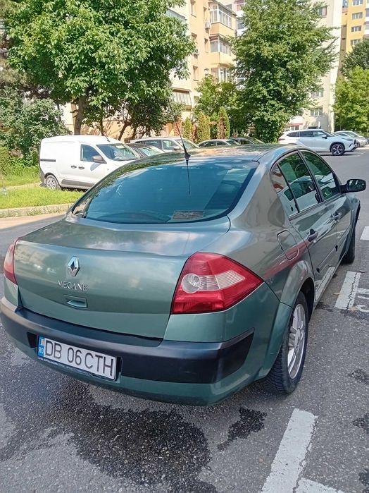 Vand Renault Megane 2 , 1,6 benzina , 2005