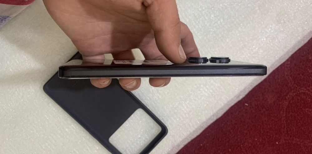 Redmi note 13 pro plus 5g, xotirasi 8+4/256 gb