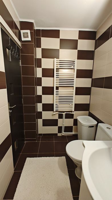 Apartament 3 Camere de inchiriat
