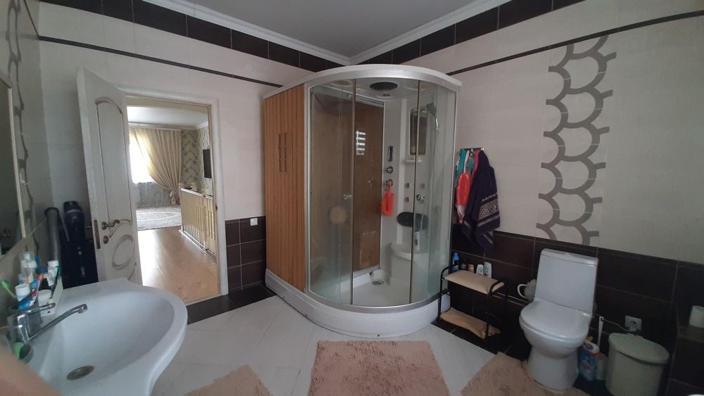 Продам коттедж 2 этажа в городе