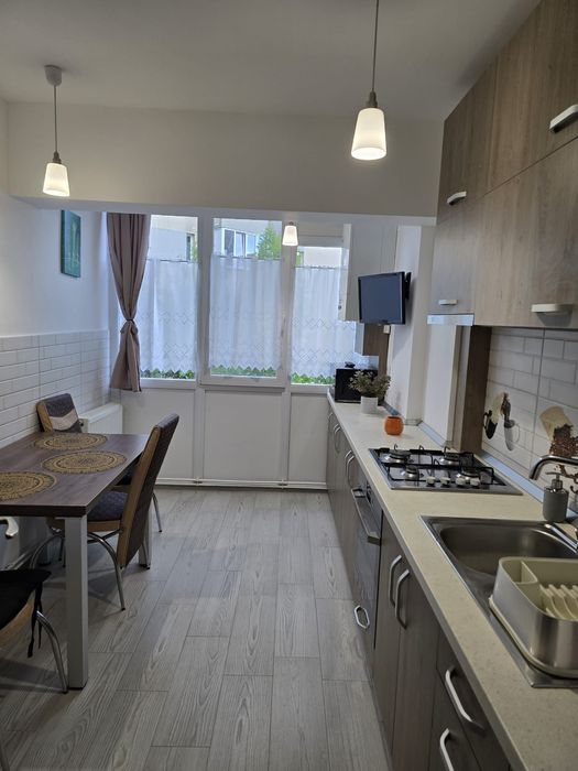 Apartament 2 camere de închiriat
