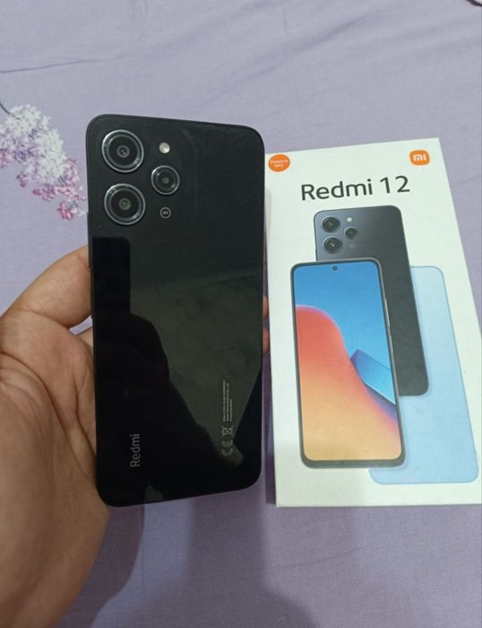Xiaomi Redmi 12 8/128GB Black Igravoy Karobka bor Holati Yaxshi Zor
