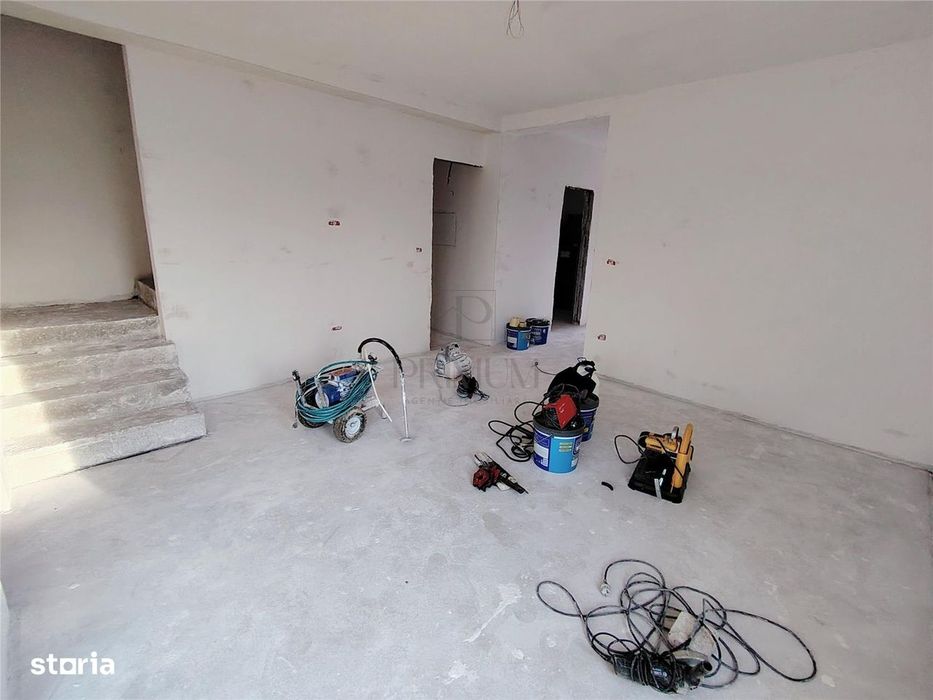 Duplex 4 Camere - Dormitor La Parter - Bucatarie Inchisa