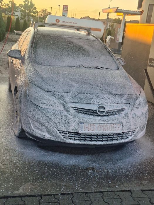 Opel Astral J an 2011