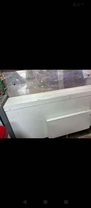 Продам морозилку для магазина