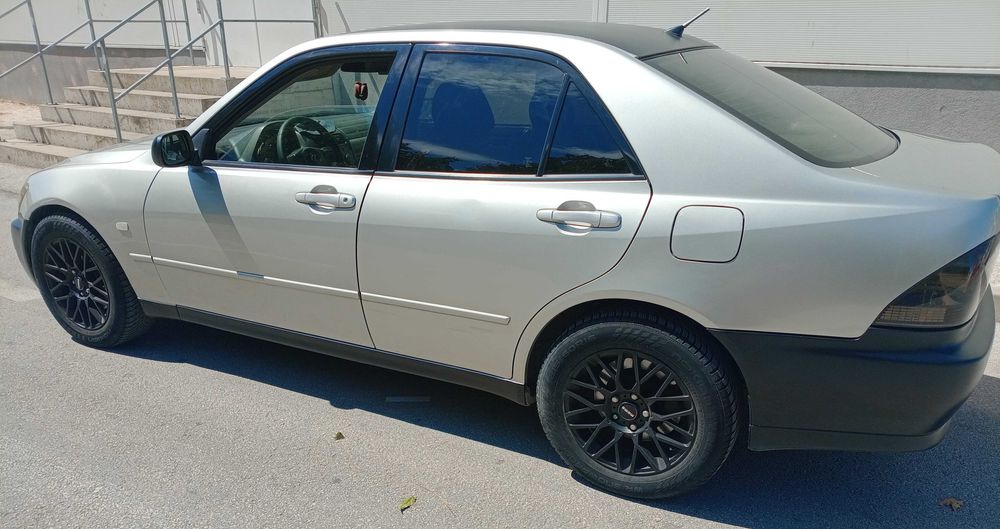 Lexus Is200 лексус