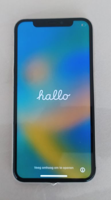 Продаётся iPhone xs 4 64 срочно