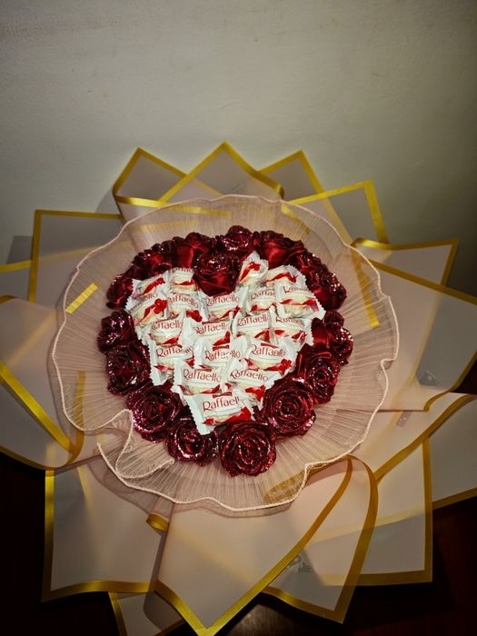 Buchet Trandafiri satin Valentines Day