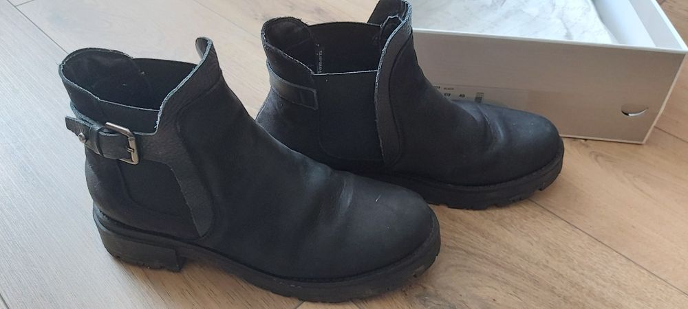 Ghete Tamaris marimea 40