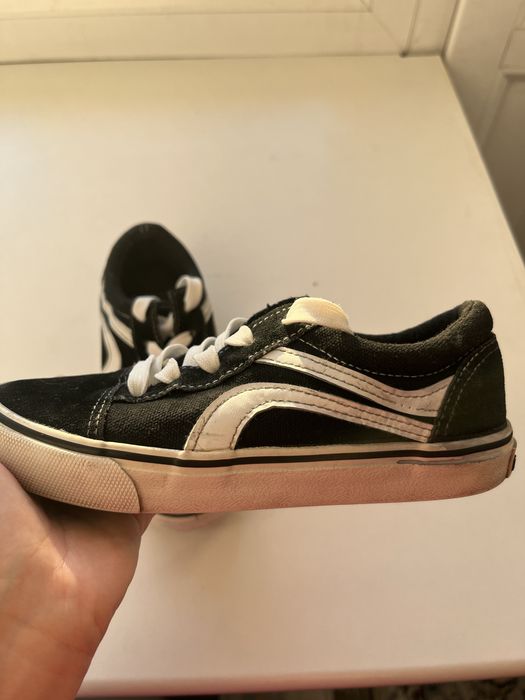 Продам кеды vans