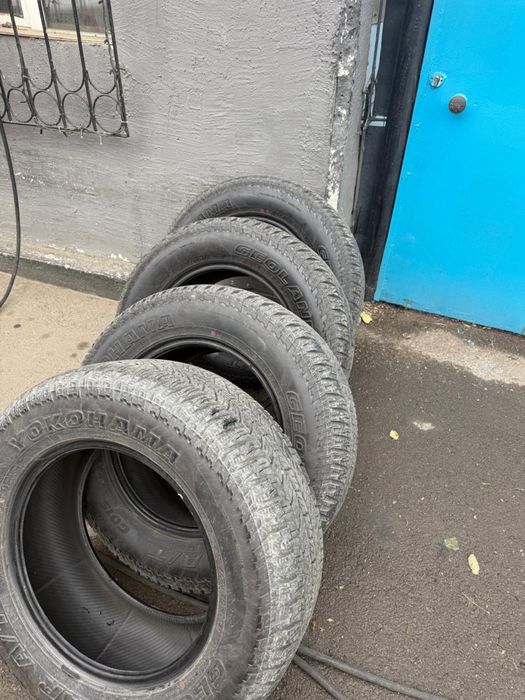 Продается Резина на Toyota