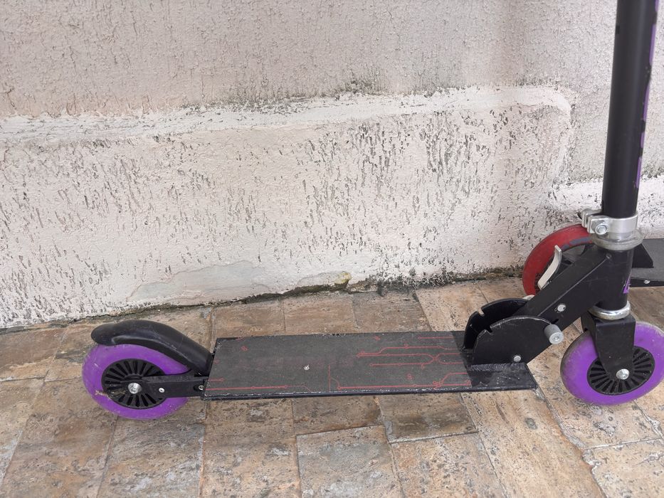 Trotineta copii varsta 8-12 ani