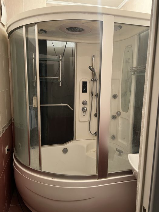 Отдам даром душевую кабину