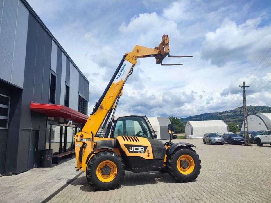 Incarcator frontal telescopic JCB 535-95