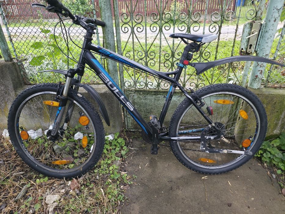 Vând multe biciclete