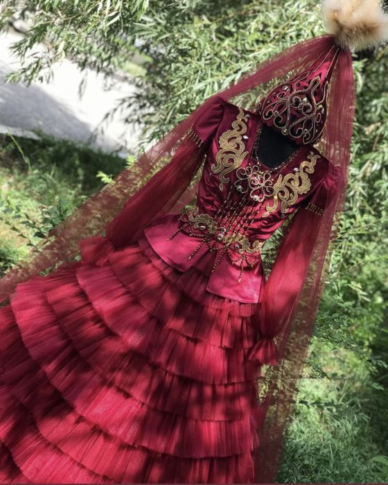 Продам казахское платье