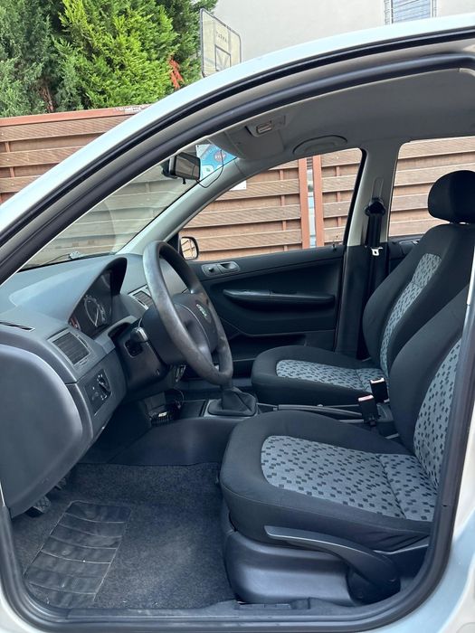 Skoda Fabia 1.2 benzina /78.000km/Aer Condiționat/Euro4/2007/Geamuri electrice/Închidere Centralizată/ITP Valabil /stare Impecabila