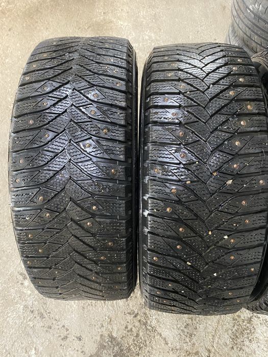 Шины комплект 215/55/17