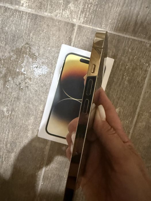Iphone 14 pro gold 128 МВ и 75% батерия