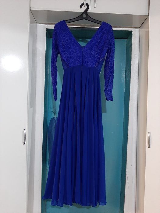 Продам платье в хорошем состоянии