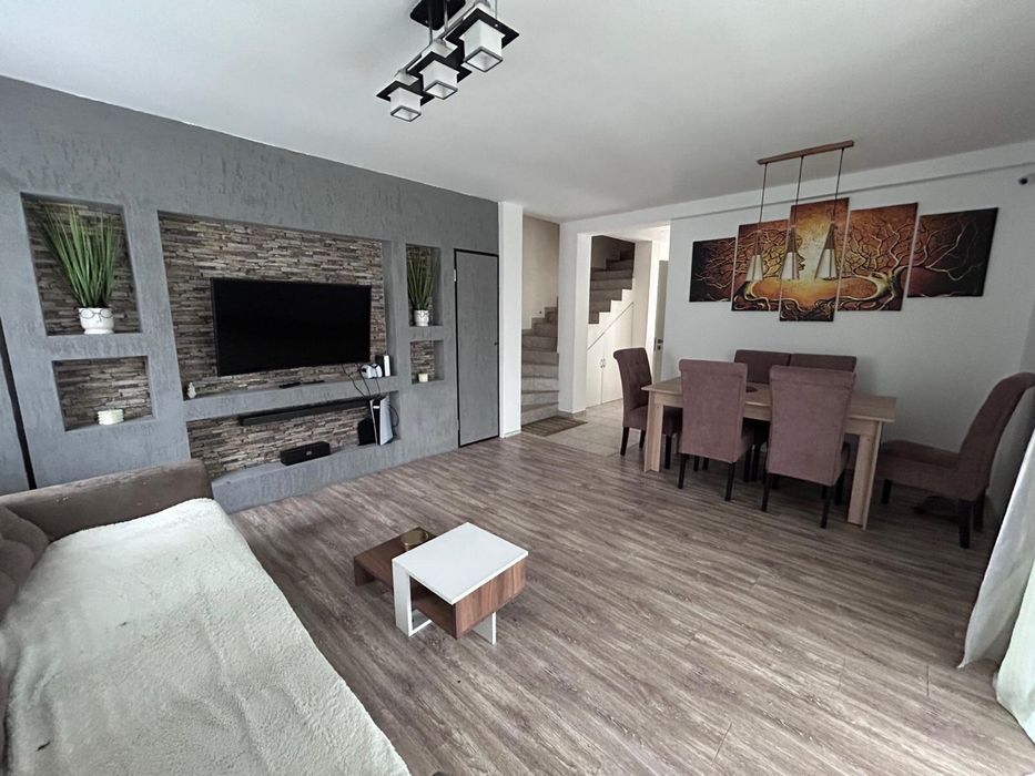 Casa tip duplex de vanzare in mureseni