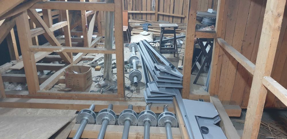 Grilaj rulou exterior antiefractie electric 240 x 250 utilizat 6 buc