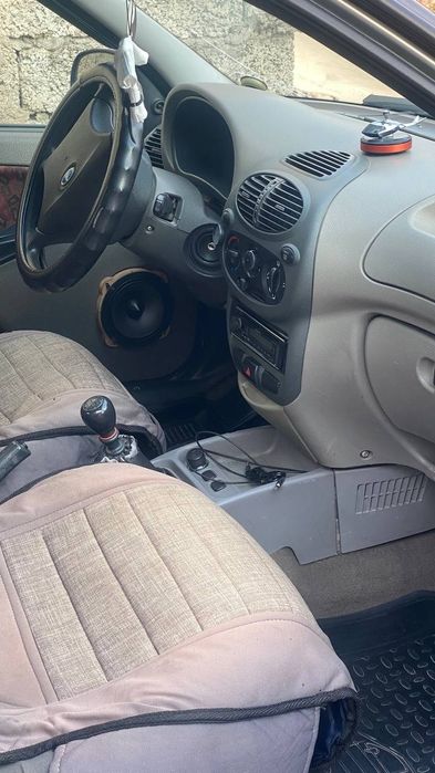 Продаю машину лада калина