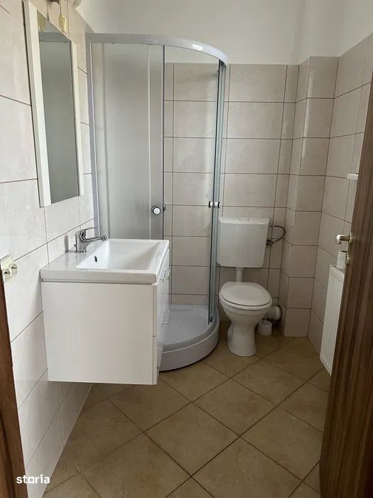 Vila 4 camere Valea Adanca - 800 euro