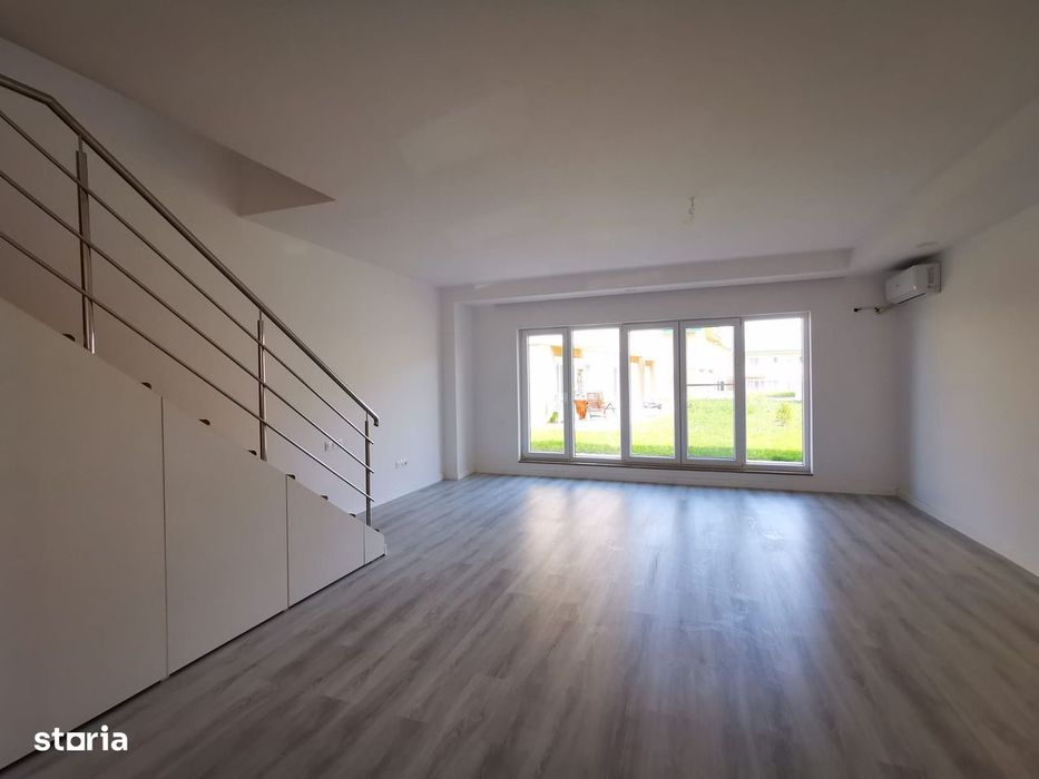 Vila 3 camere Cosmopolis