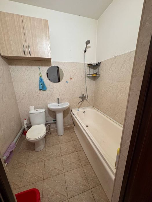 Sergeli Yangi choshtepa 1 xona sotiladi srochno