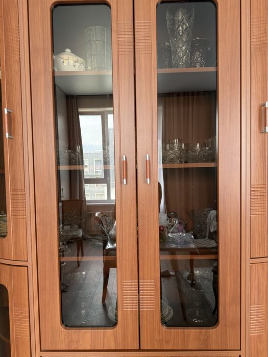 Сервант для посуды