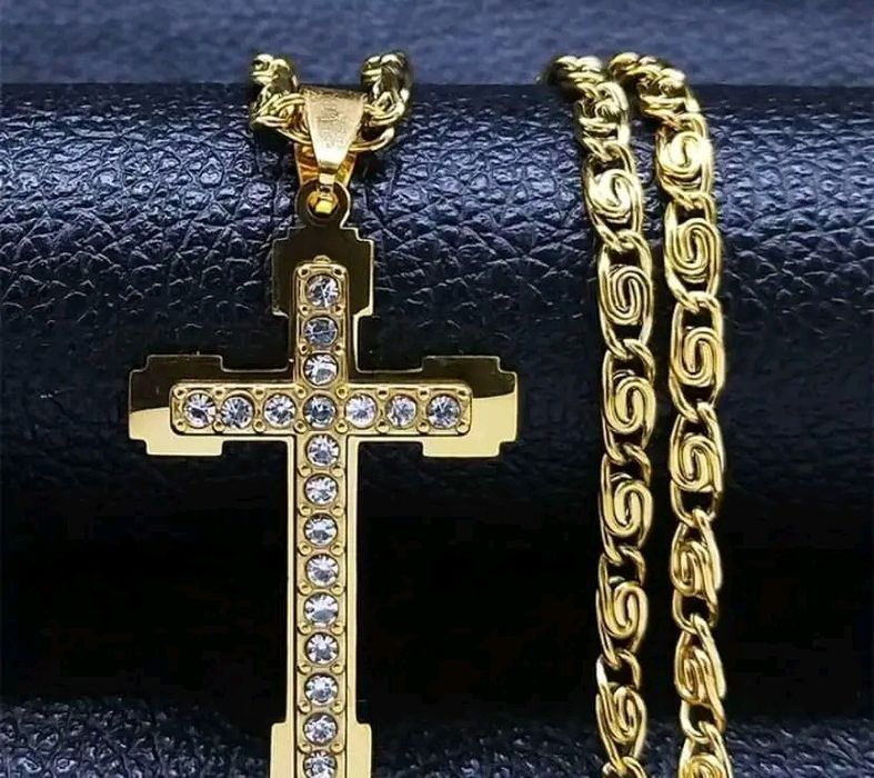 Ланец с кръст  медицинска стомана