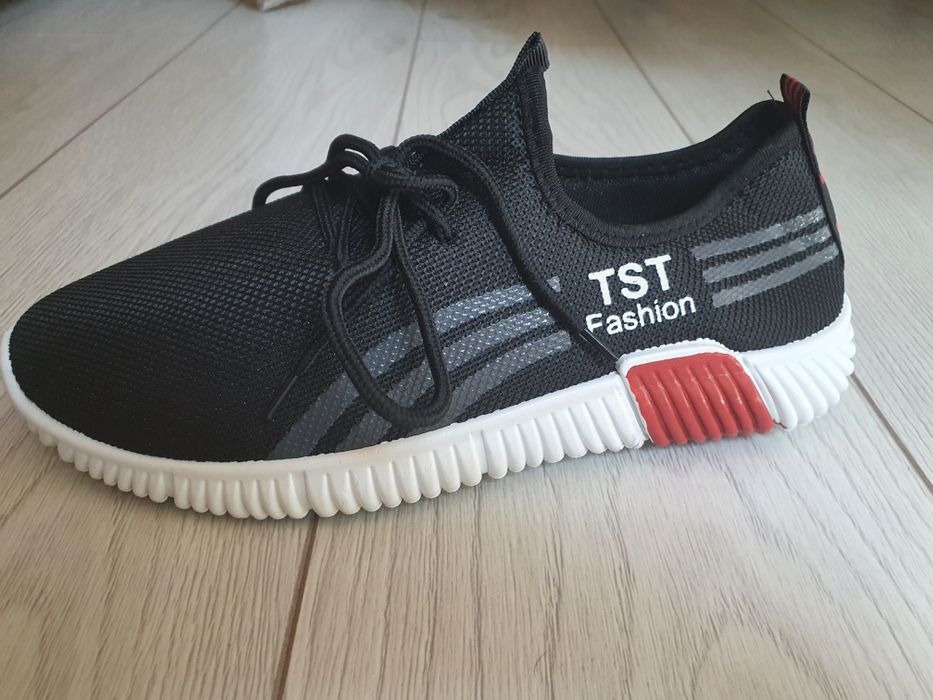 Кроссовки мужские 1