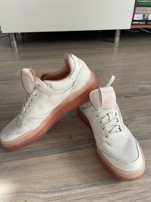 Бели Кецове Reebok