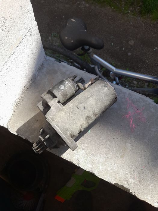 Vând electromotor t5