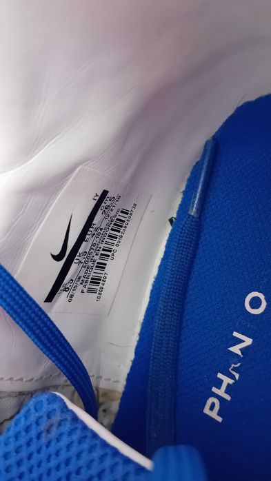 Маратонки Nike 42 размер