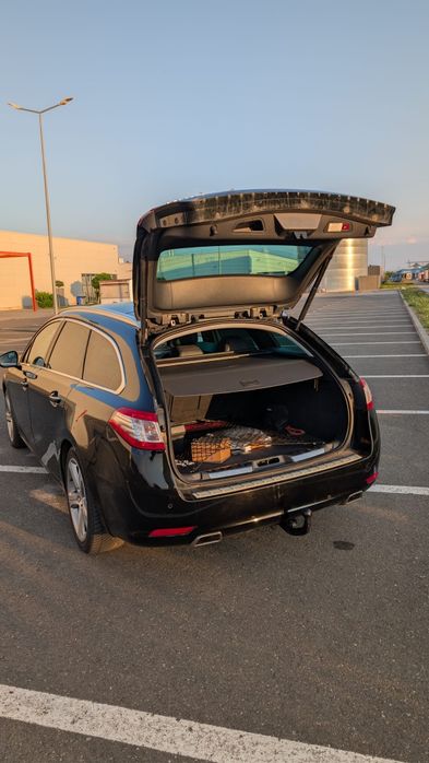 Peugeot.  508 GT