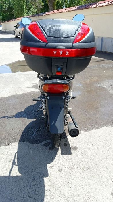 Skuter sotiladi yangi