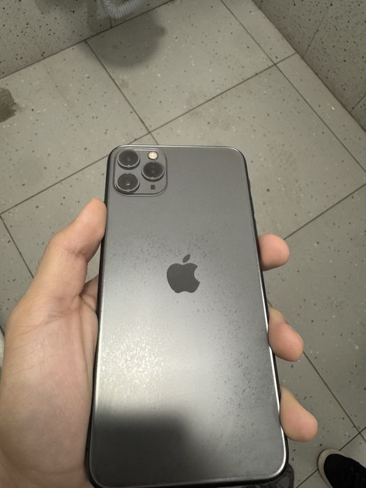 продам айфон 11 про макс 256гб