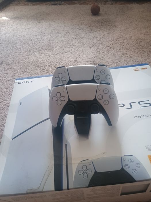 Sony Playstation 5 slim.
