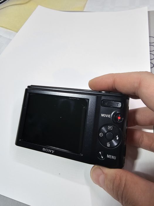 Sony Cyber-shot DSC-W800 – 20.1 MP, zoom optic 5x, stare foarte bună