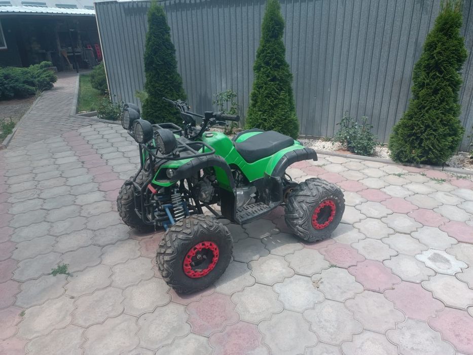 Квадроцикл бензиновый