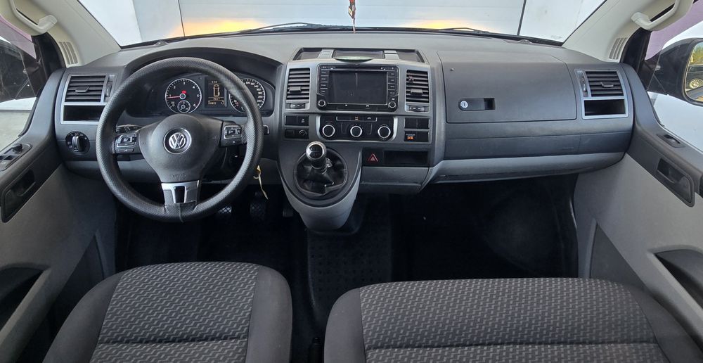VOLKSWAGEN Transporter 2013 — imagine 2