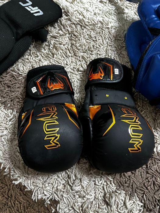 Продам перчатки черепашки