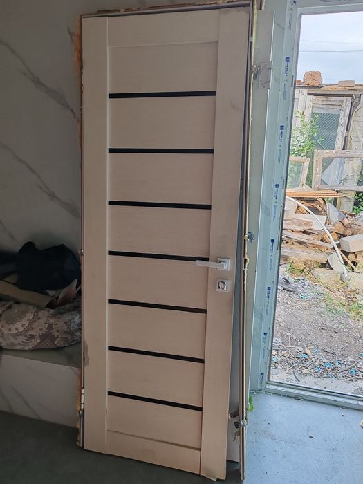 Двери межкомнатные 60, 80 в комплекте