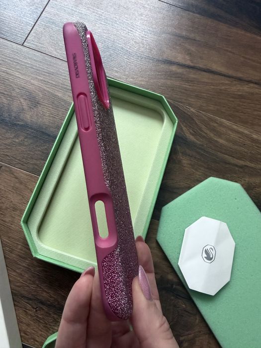 Кейс SWAROVSKI iphone 16 pro max