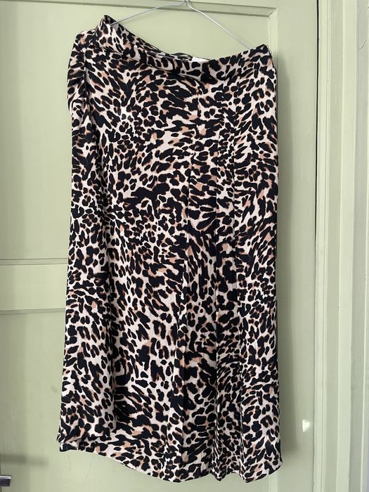 Fusta zara S/M, in stare foarte buna